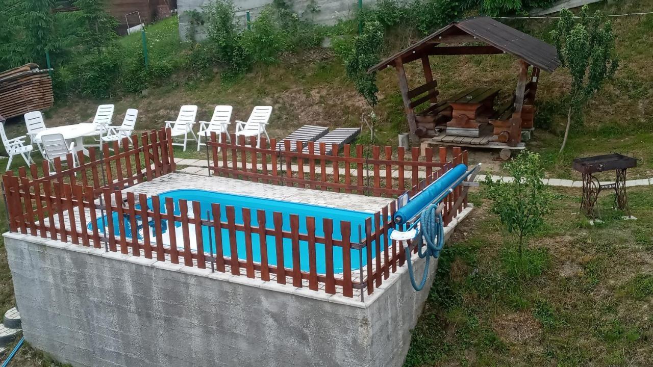 Біля Лісу Шале З Двома Спальнями Slavske Exteriör bild